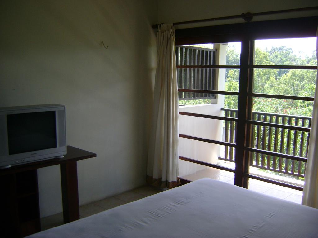 Swaloh Resort & Spa Kalangbret Rom bilde