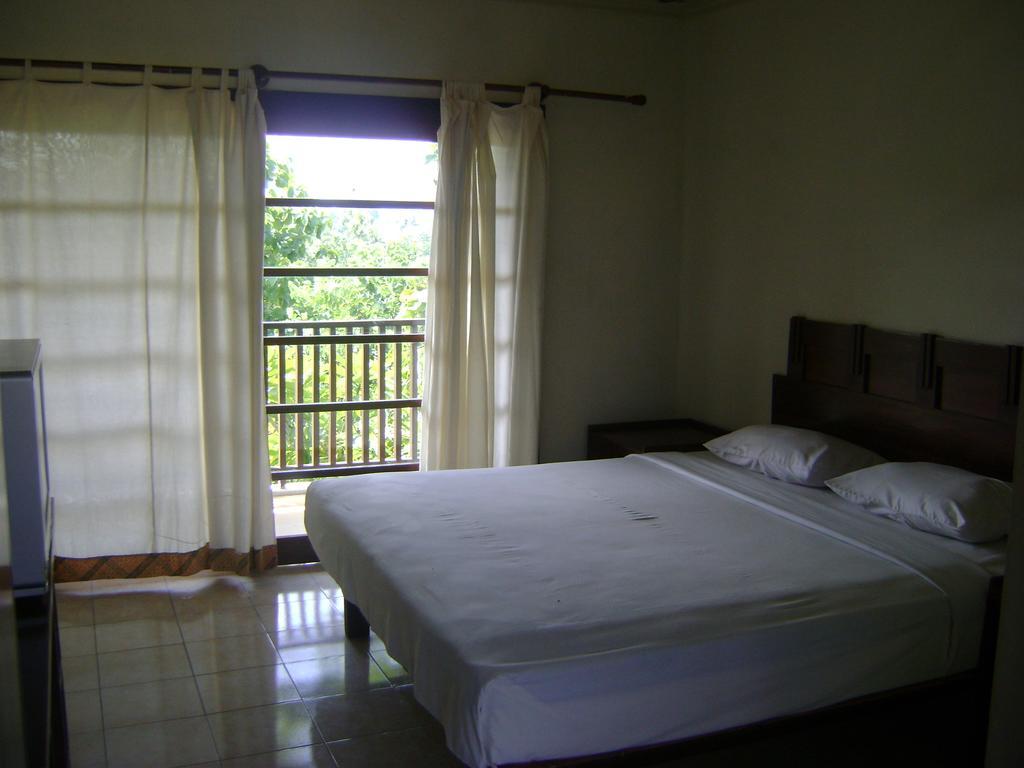 Swaloh Resort & Spa Kalangbret Rom bilde
